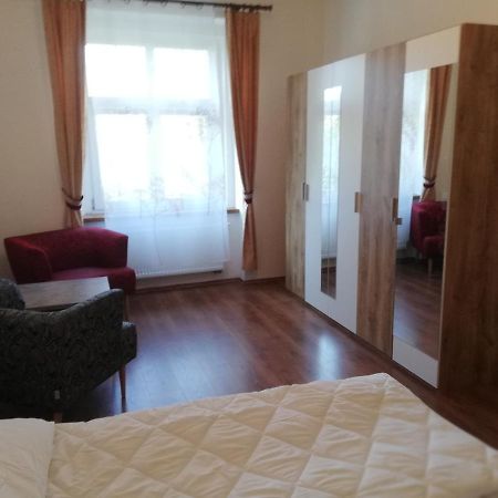 Apartment 70M2 Karlovy Vary Exterior foto